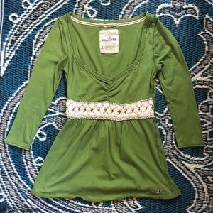 Hollister 3/4 length green shirt